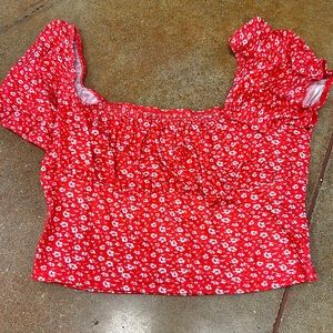 Red Short Sleeve Crop Top